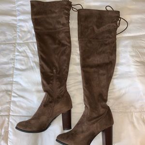 Women’s over the knee boots